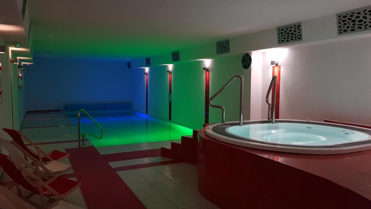 阿卡马林Spa旅馆 尼彻兹 外观 照片