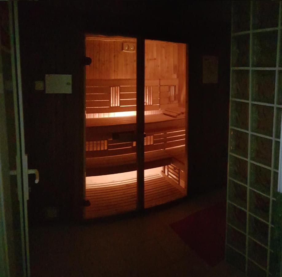 阿卡马林Spa旅馆 尼彻兹 外观 照片